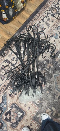 24" garden stakes