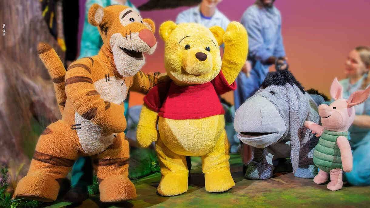 WINNIE THE POOH 🎄MUSIC SHOW (4) TICKETS 🎟️ 🎟️🎟️🎟️ $80 FIRM 