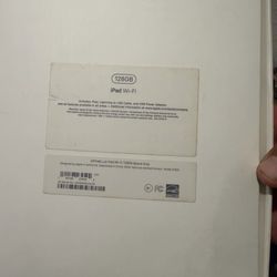 Apple iPad (5th Generation) Wi-Fi model WiFi