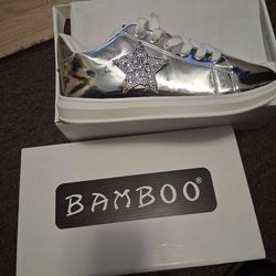 Brand new women tennis shoes and boots. Size 81/2 ... Still in box.... $40 for boots...$30 for tennis shoes