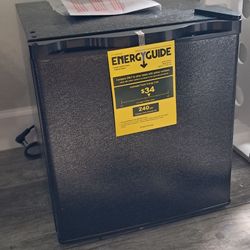 Kismile Mini Freezer,1.1 Cu.ft Upright Freezer