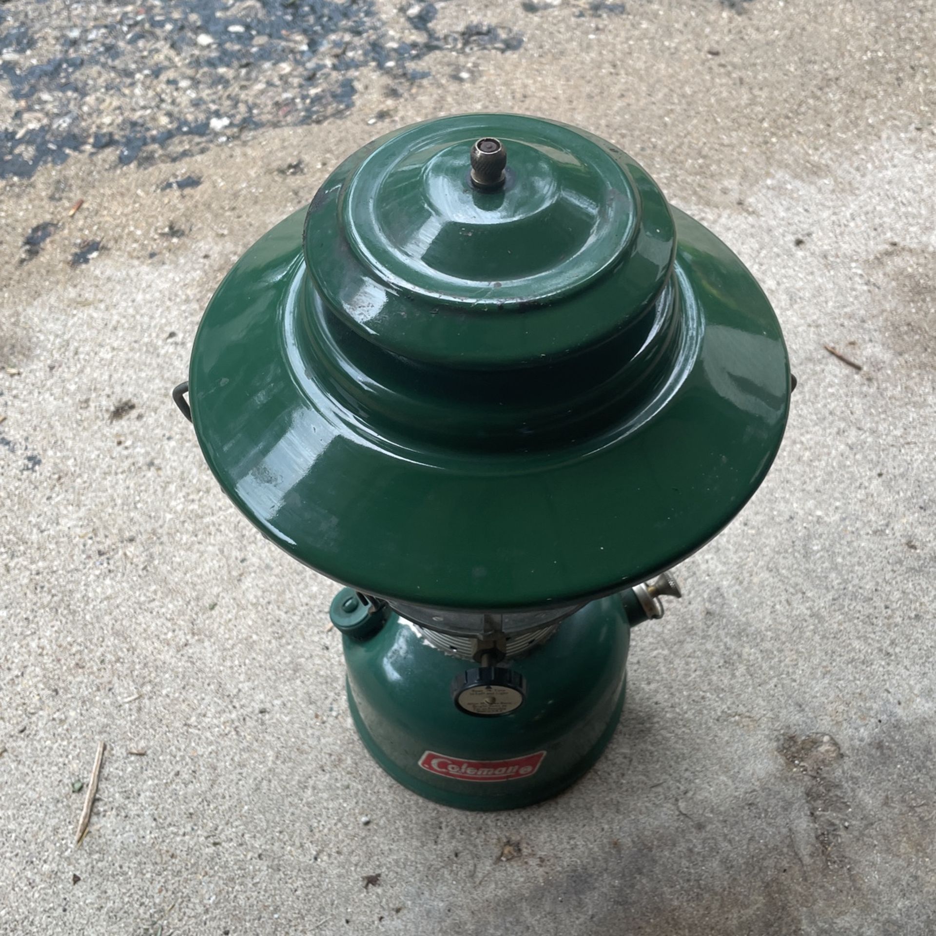 coleman gas lantern