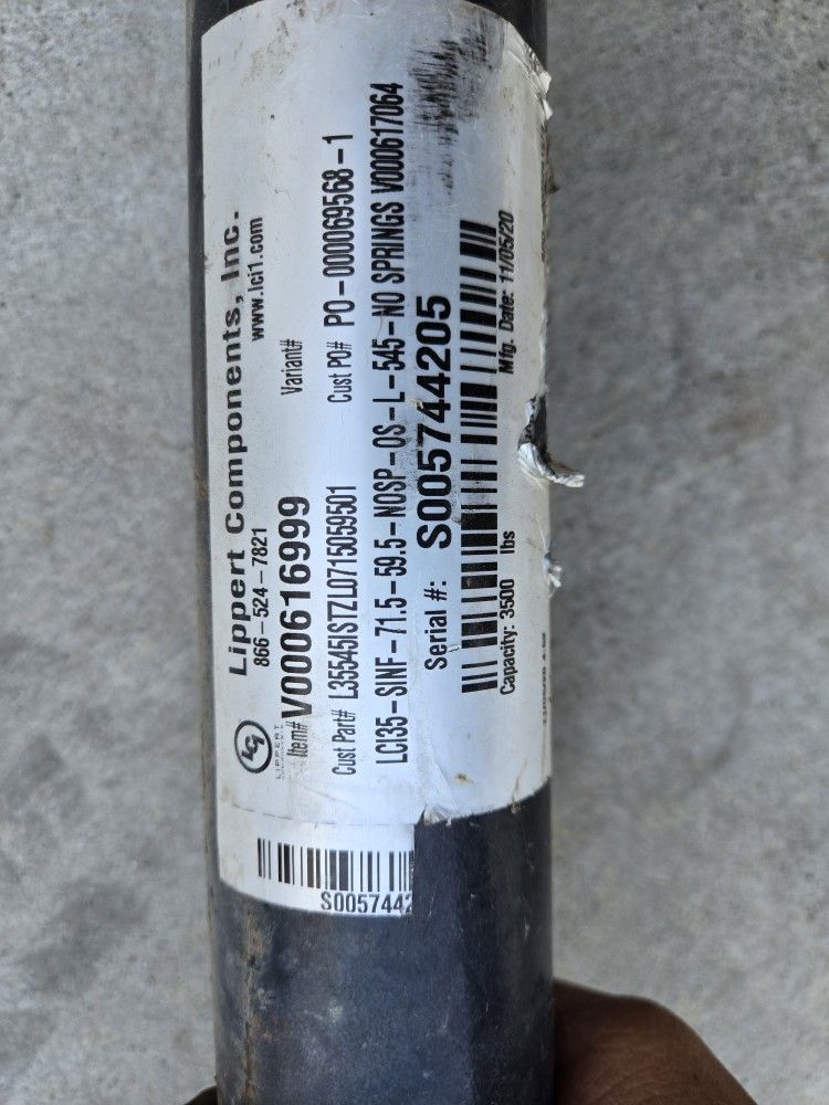 6 FT Trailer Axel Like New