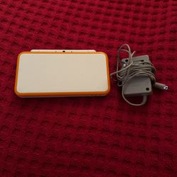 New Nintendo 2DS XL Orange and White Edition