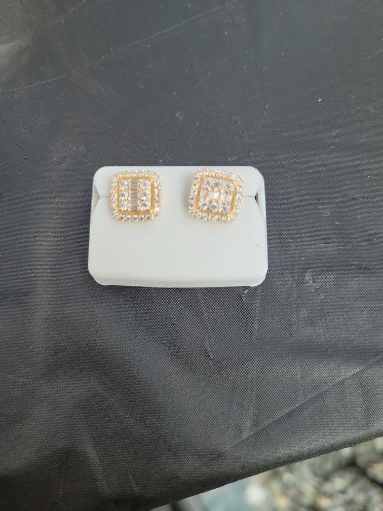 Earrings Sterling Silver And Moissanite