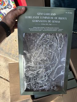 Christmas Garland ( Brand New )