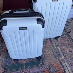 Two luggage set