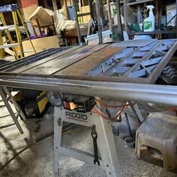 Rigid Table Saw 15 Amp ( 4 Foot Cast Iron Top) 