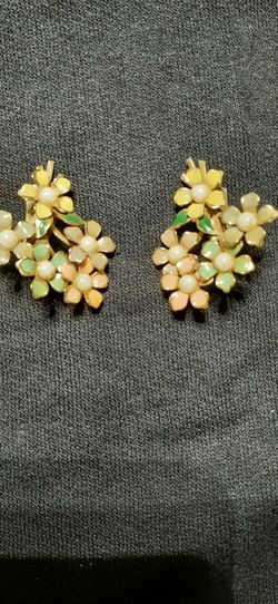 Vintage Colorful flower Enamel Clip Earrings