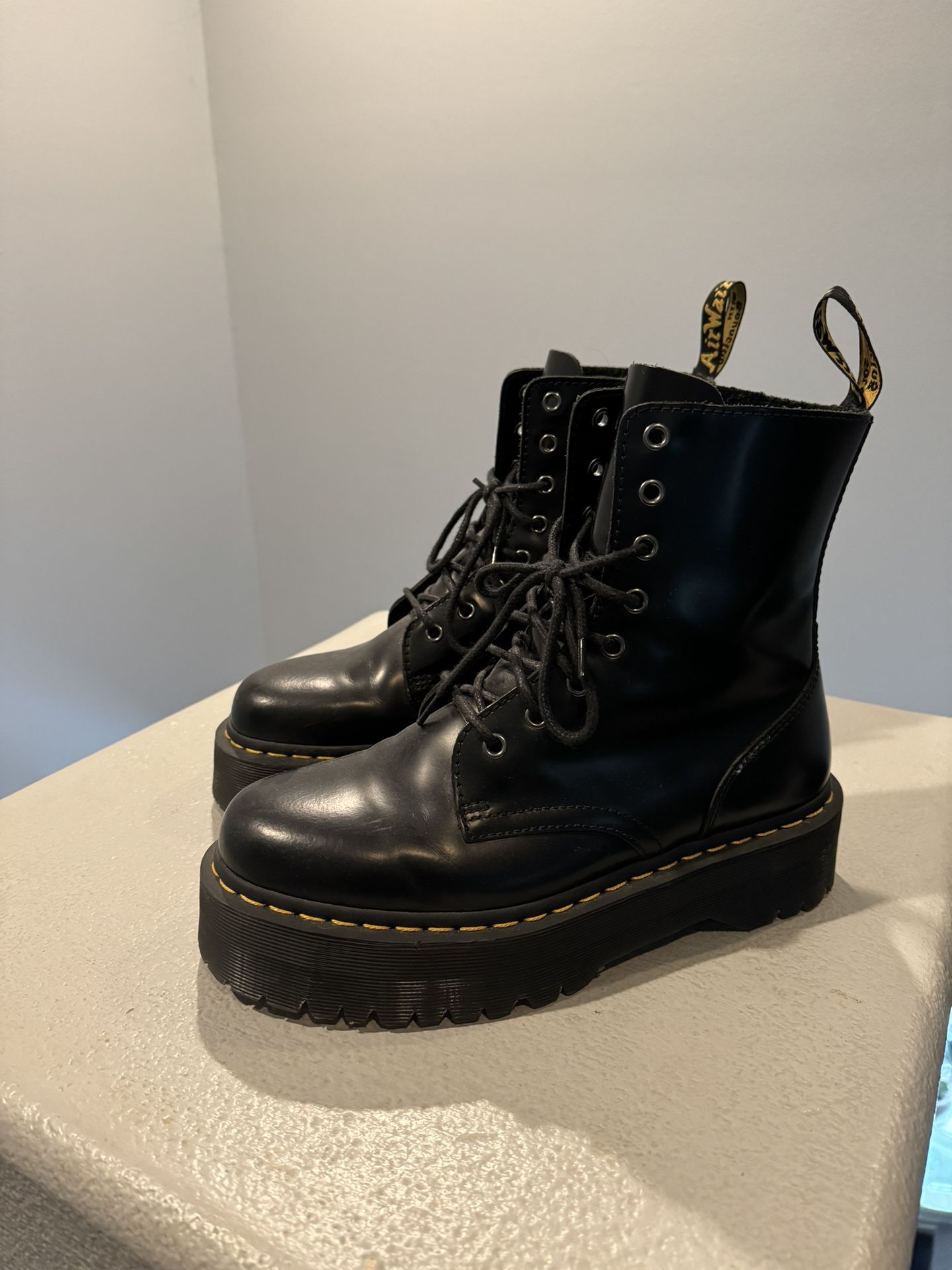 DR MARTEN JADON HI BOOT SMOOTH LEATHER PLATFORMS with Insoles