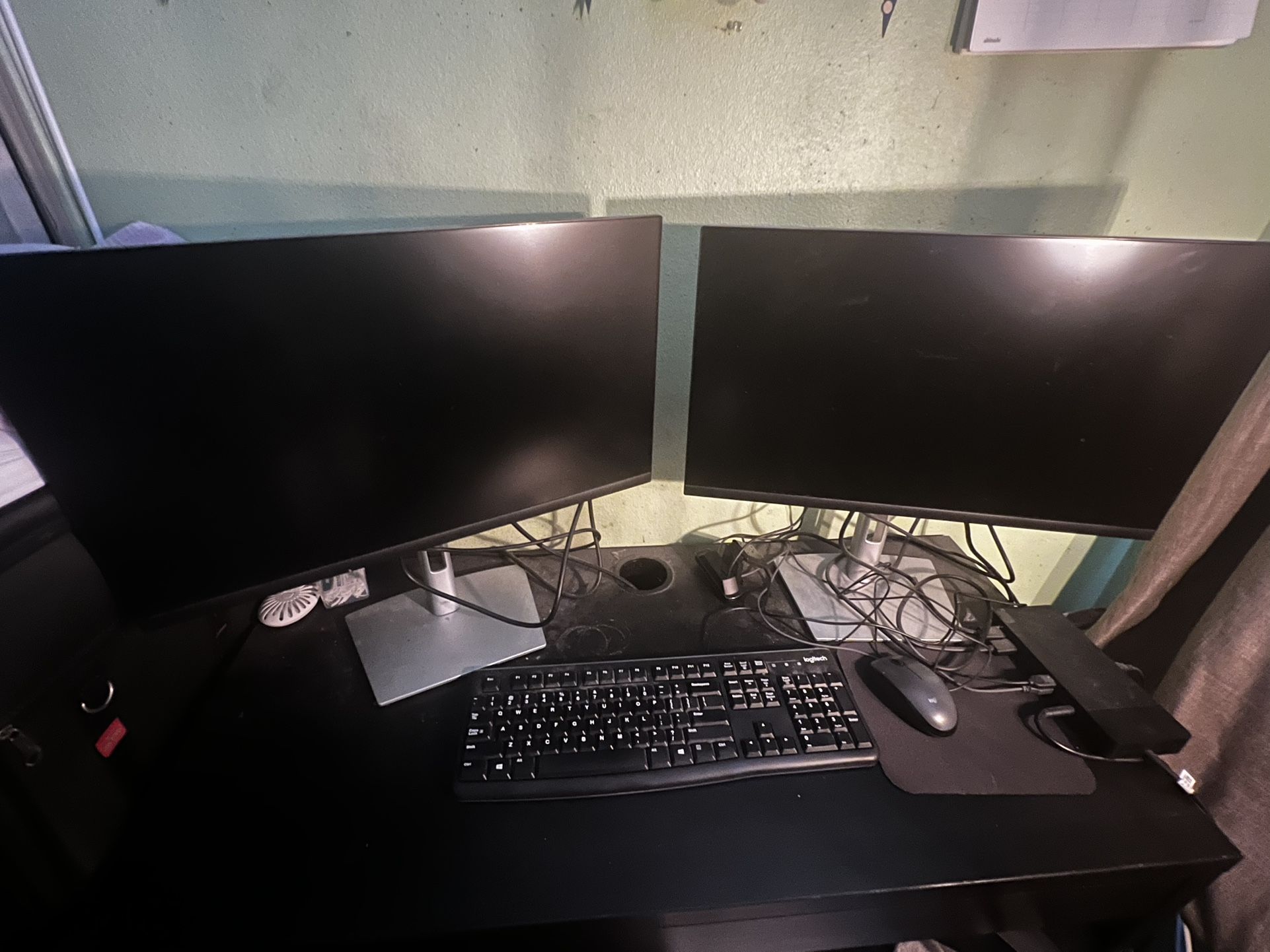 Dell Monitors And Docking Station