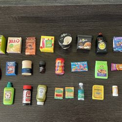 Mini Brands Bundle ( Price For All)( Precio  For Todo)