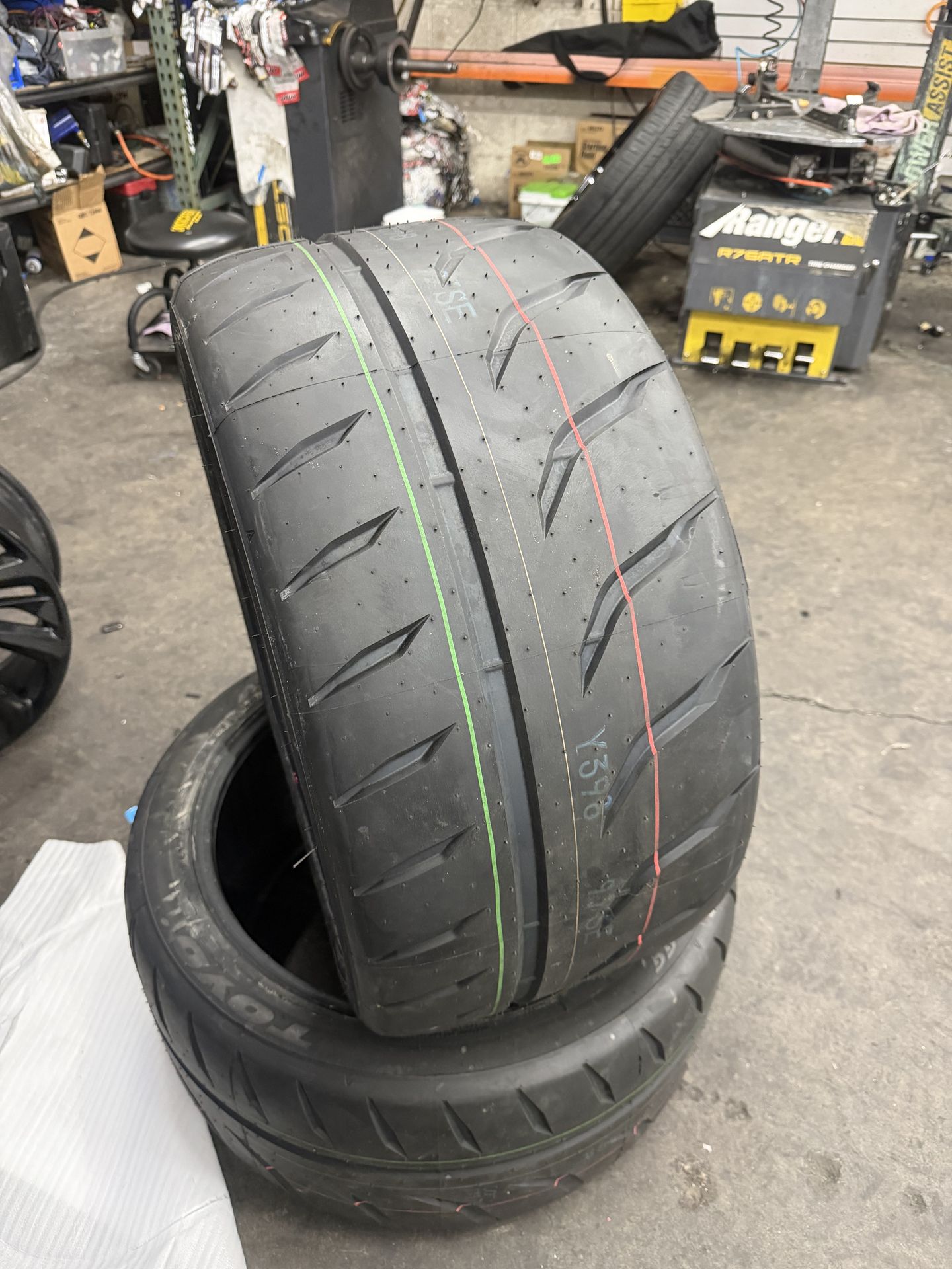 BRAND NEW TOYO R888R TIRES 305-.35-20 for Sale in Las Vegas, NV - OfferUp
