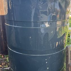 500 Gallon Water Tank. 