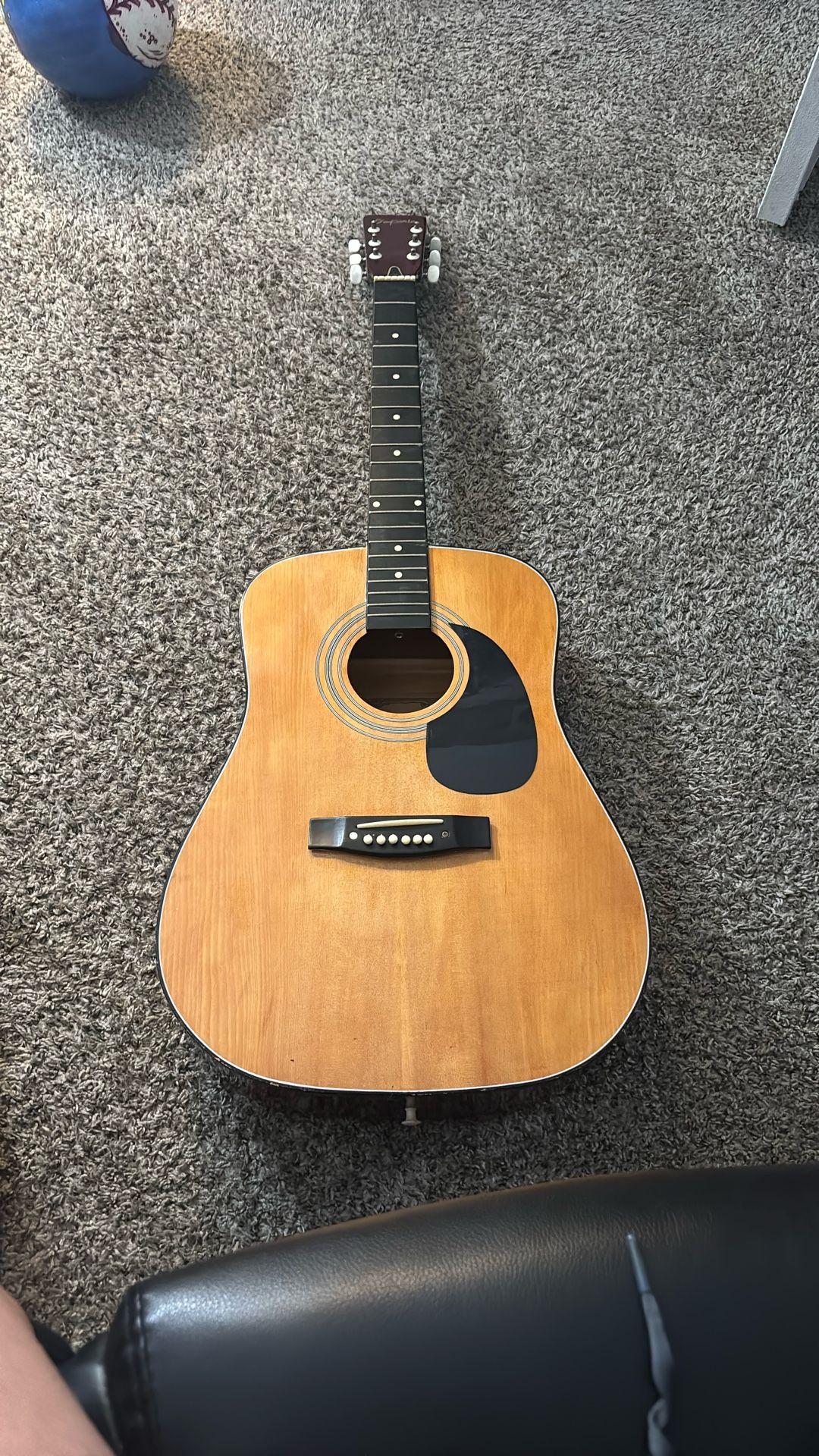 Imperia Acoustic Guitar