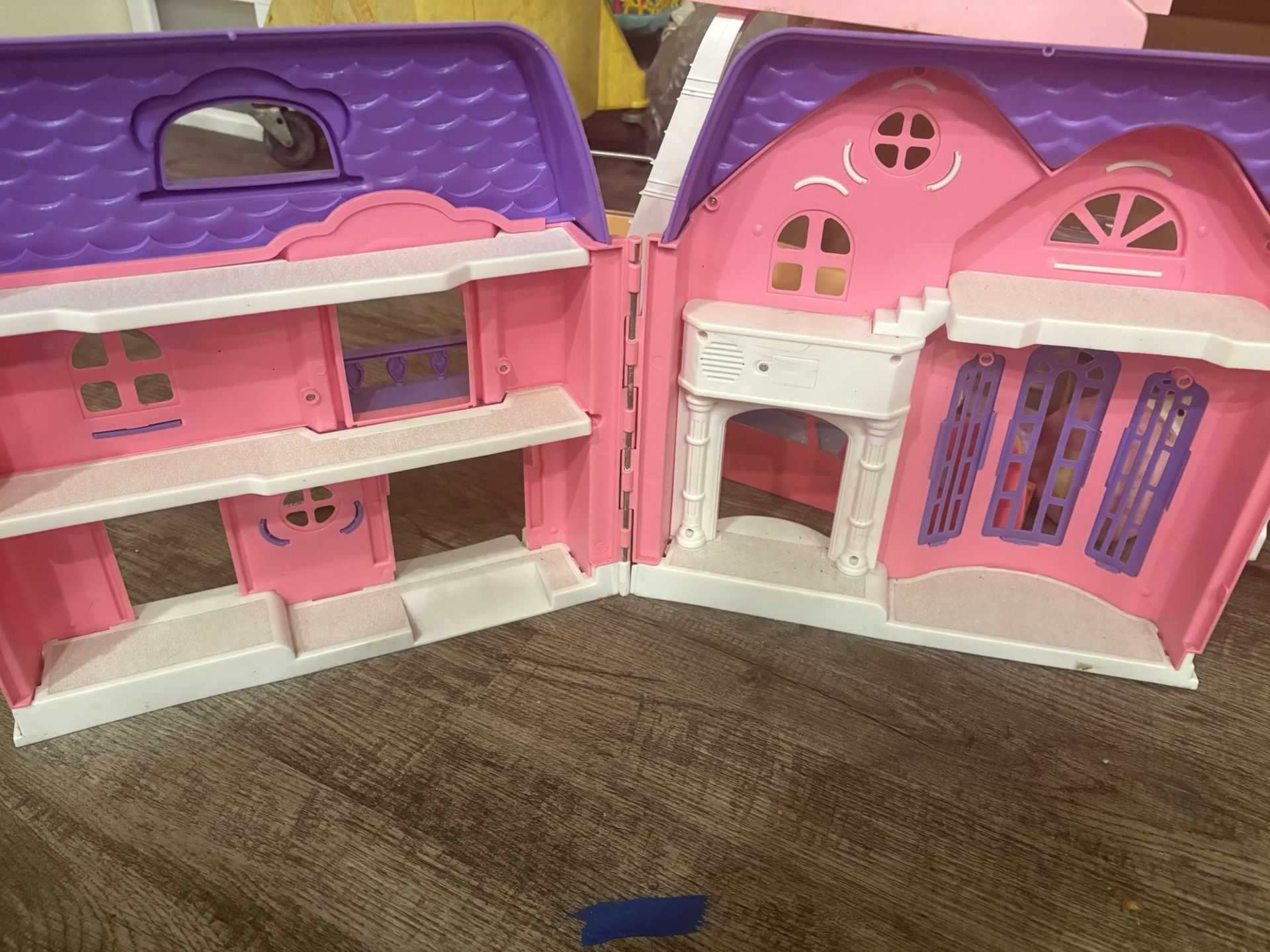 Dollhouse