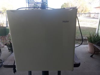 Small Haier ref