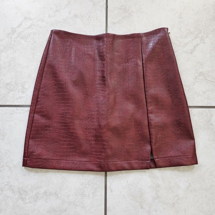 BRAND NEW Bold Elements x Ally Brooke Womens Faux Leather High Rise A-Line Skirt