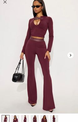 burgundy long sleeve buckle w/ flare pants 2 piece set size L/XL