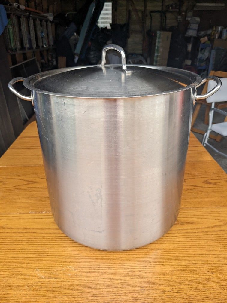 Tramontina 38 qt. (9.5 Gal.) Stock Pot