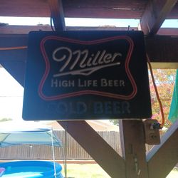 Miller high life beer light