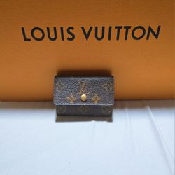 Louis Vuitton Card Holder