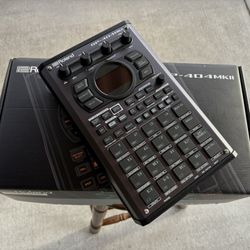 Roland SP-404 MKII