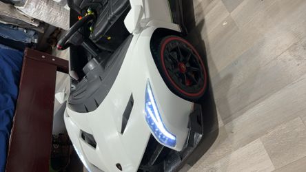 Lamborghini Veneno Powered Electric Vehicle 12v
