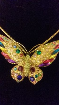 Necklace, Beautiful Butterfly,20$