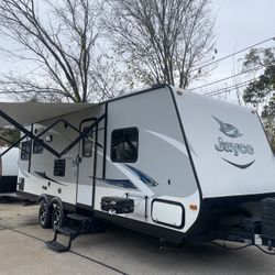 2017 JAYCO 27ft SLIDE  OUT 