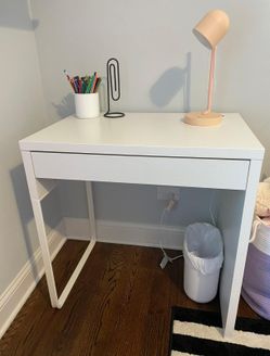 Small desk