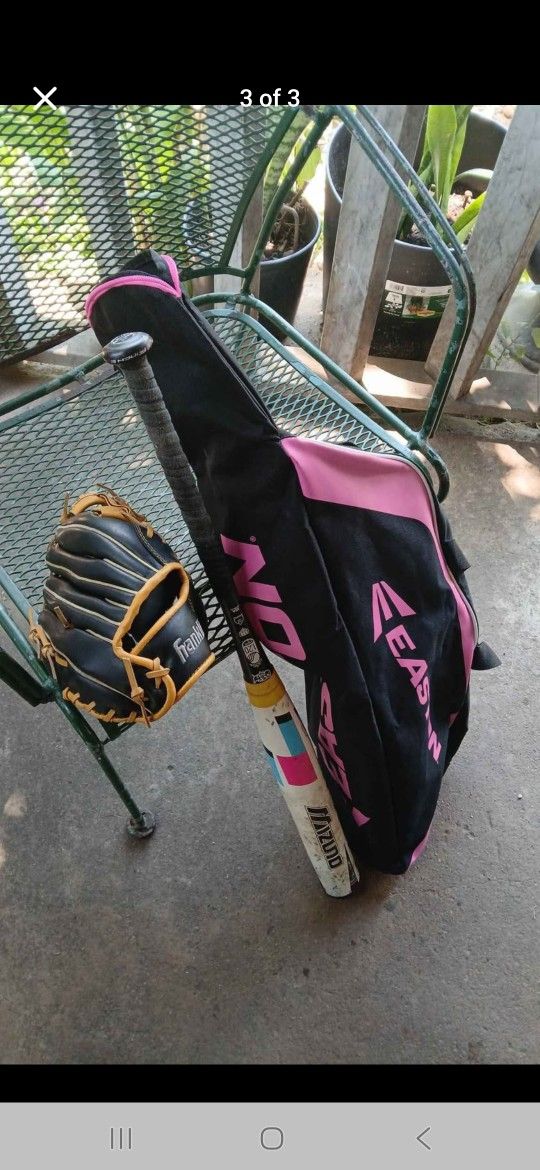 Easton Softball Bag