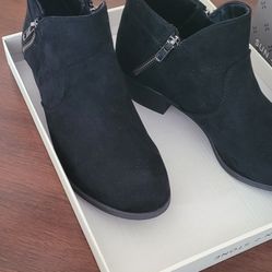 NEW IN BOX Suede Boots  Size 8