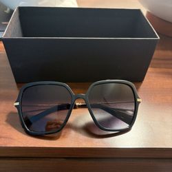 Beautiful Dolce & Gabbana Sunglasses. New