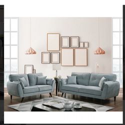 Phillipa Sofa & Loveseat 