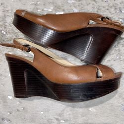 EC Ladies Nordstrom  Marc Fisher Glow Genuine Leather Wedges Size 9M