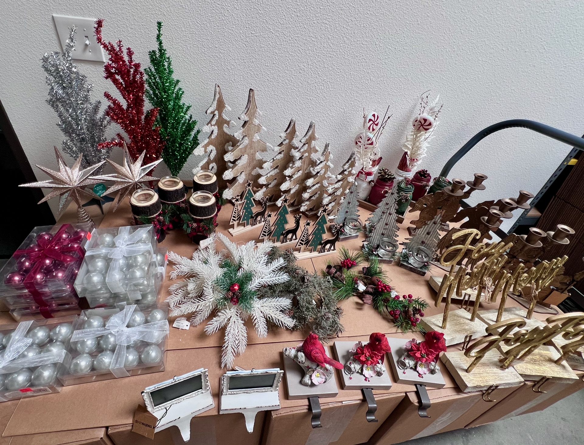 Large Lot Christmas/Holiday Decorations - Candle Holders/Accessories