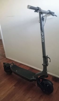 Apollo Electric Scooter