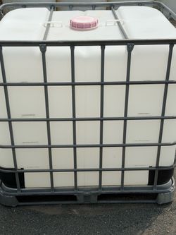 Totes 725 gallon