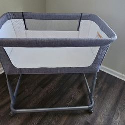 Pamo Babe Bedside Bassinet Crib