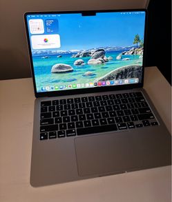2022 MacBook Air 13 inches 256GB M2