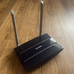 WiFi Router (TP Link)