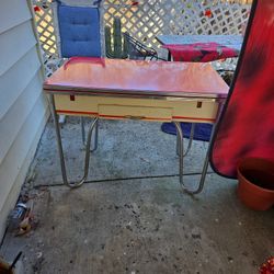 1940 Art Deco Extandable Table Red/ White Porcelain