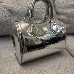 Louis Vuitton Monogram Mirror Speedy Bandouliere 20 Silver
