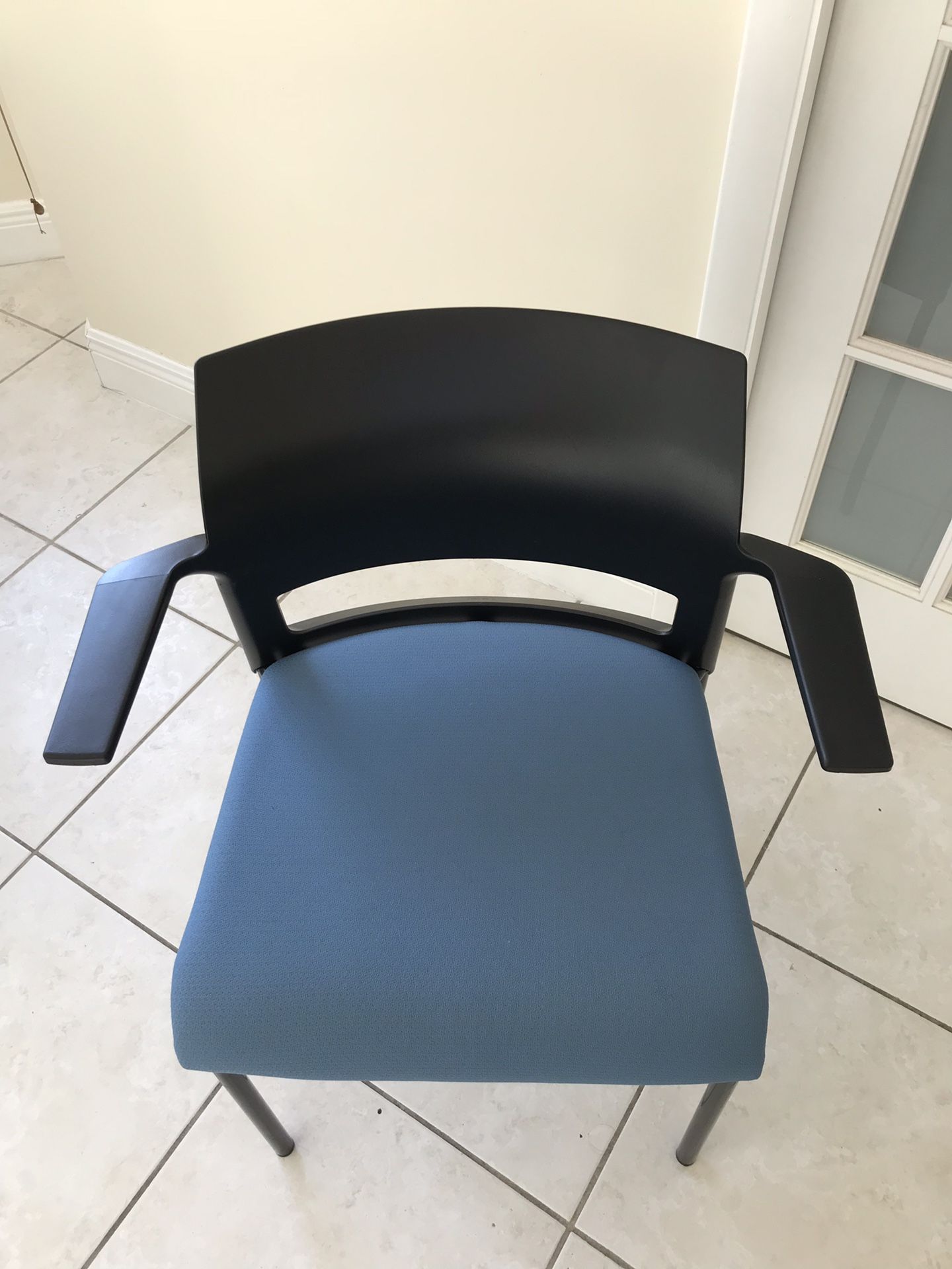 2 Authentic Steelcase Move Chair
