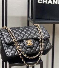 Handbags 