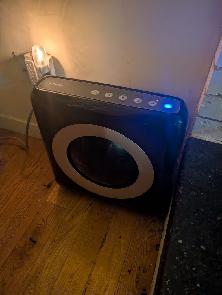 Coway Black Air Purifier - These Work Awesome - Highly Rated - Save Money