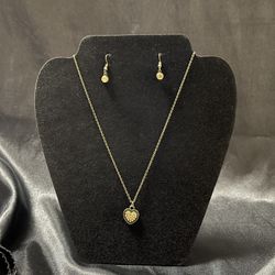 Free Shipping - Yellow Heart Necklace And Earrings Set 