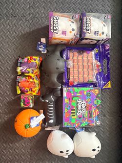 Halloween Toy Bundle – Squishies, Fidgets & More