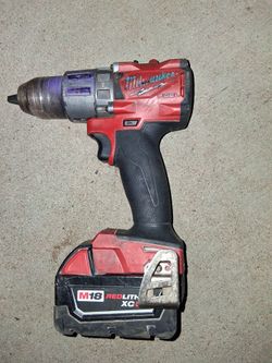 Milwaukee M18 drill  and battery